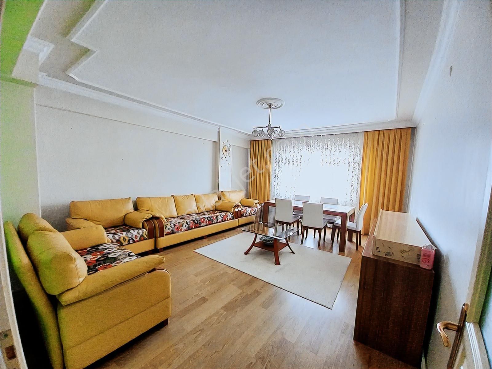 Şeref Emlak Yıldıztabya Cad. Satılık Eşyalı Daire 6,400,000 Tl - Görsel 2