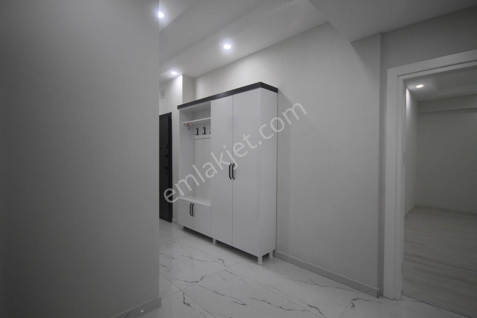 Serik Sanayi Yakını 150 M² Kullanım Alanı Sıfır Arakat 4+0 Daıre - Görsel 7