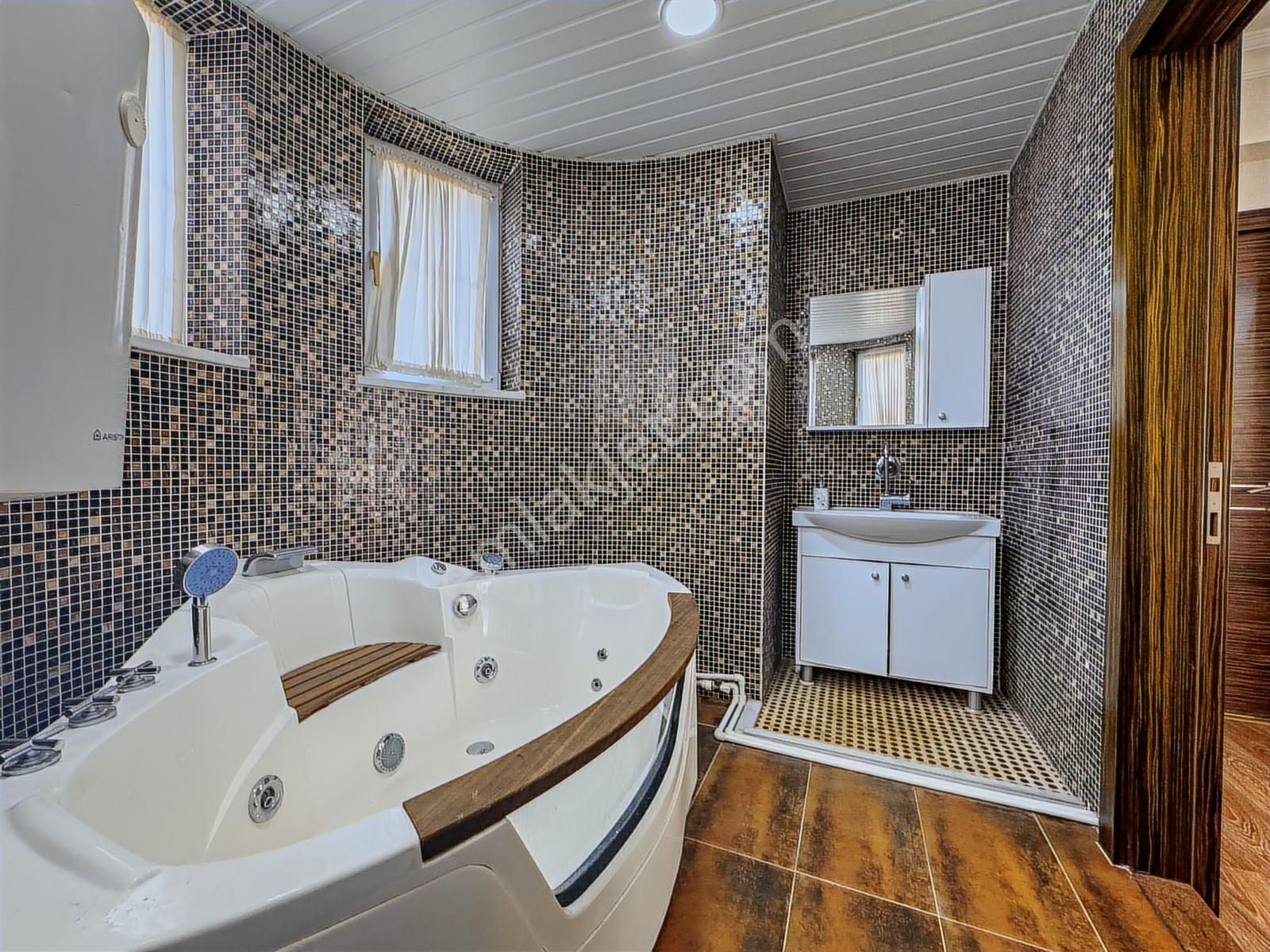 Belekte Fırsat Villa! 228 M² Geniş Yaşam Alanı - Görsel 14