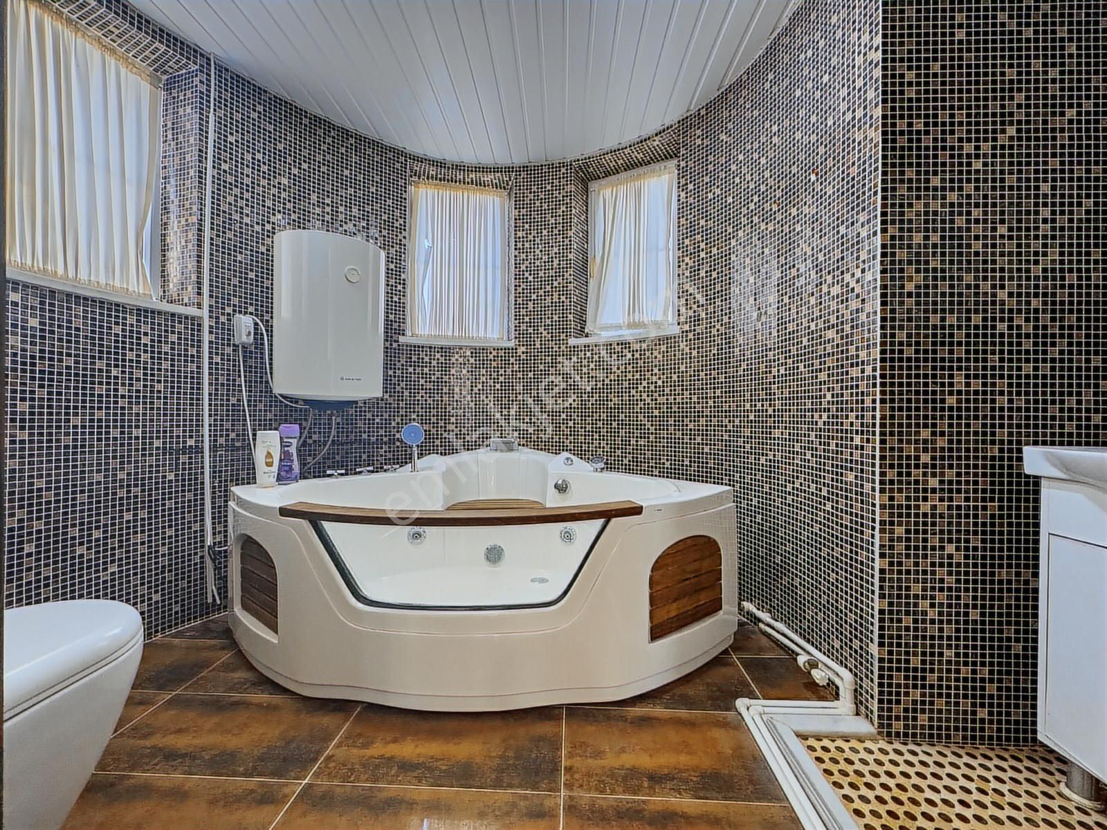 Belekte Fırsat Villa! 228 M² Geniş Yaşam Alanı - Görsel 13