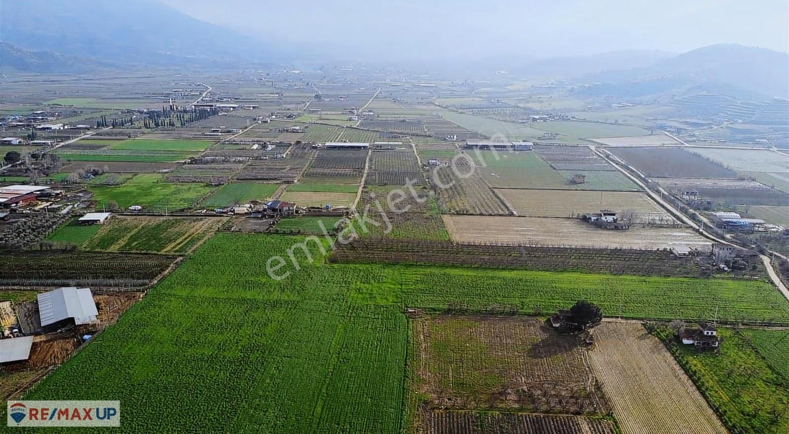 Ödemiş 'te 11.156 M² Düz Verimli Arazi - Görsel 26
