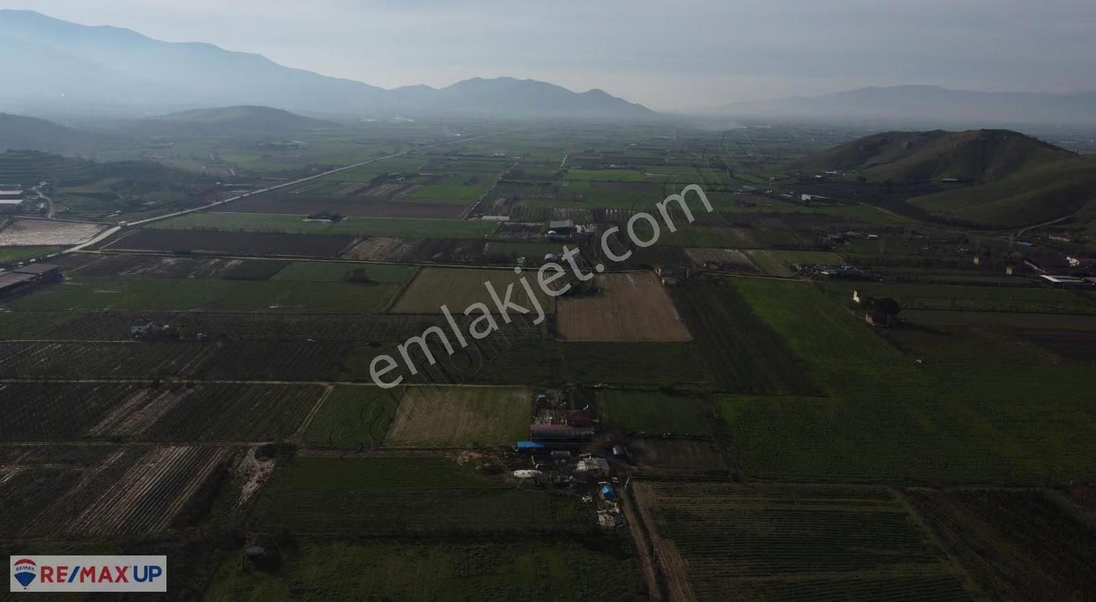 Ödemiş 'te 11.156 M² Düz Verimli Arazi - Görsel 20