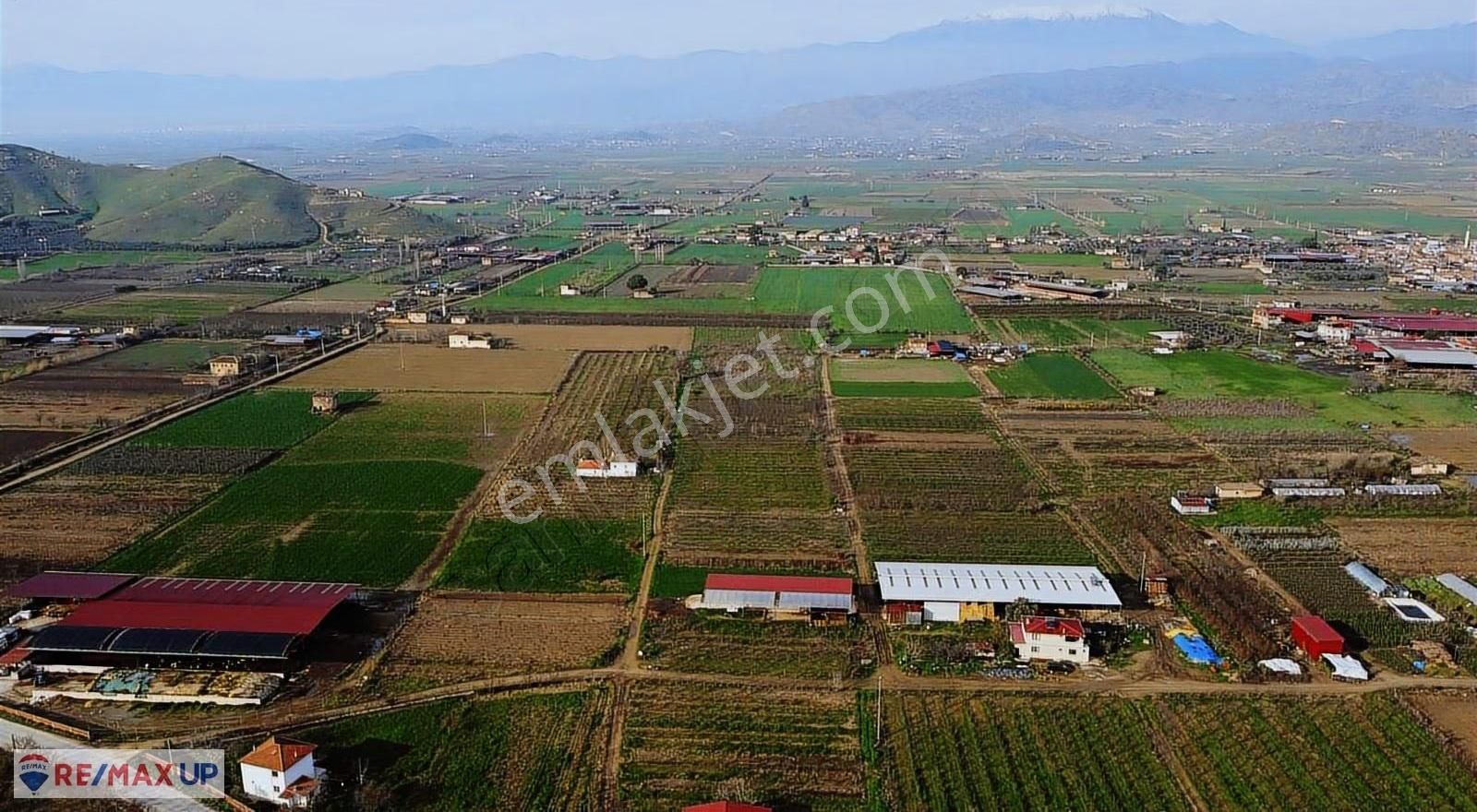 Ödemiş 'te 11.156 M² Düz Verimli Arazi - Görsel 5