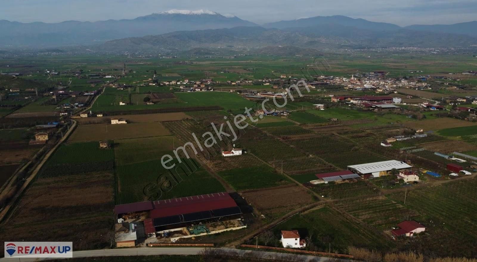 Ödemiş 'te 11.156 M² Düz Verimli Arazi - Görsel 10