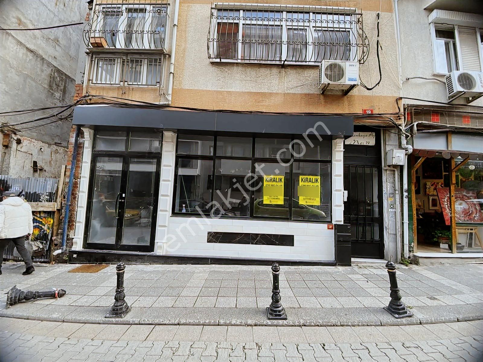 Kadıköy Caferağa'da Satılık 85m² Yüksek Kira Getirili Dükkan - Görsel 2