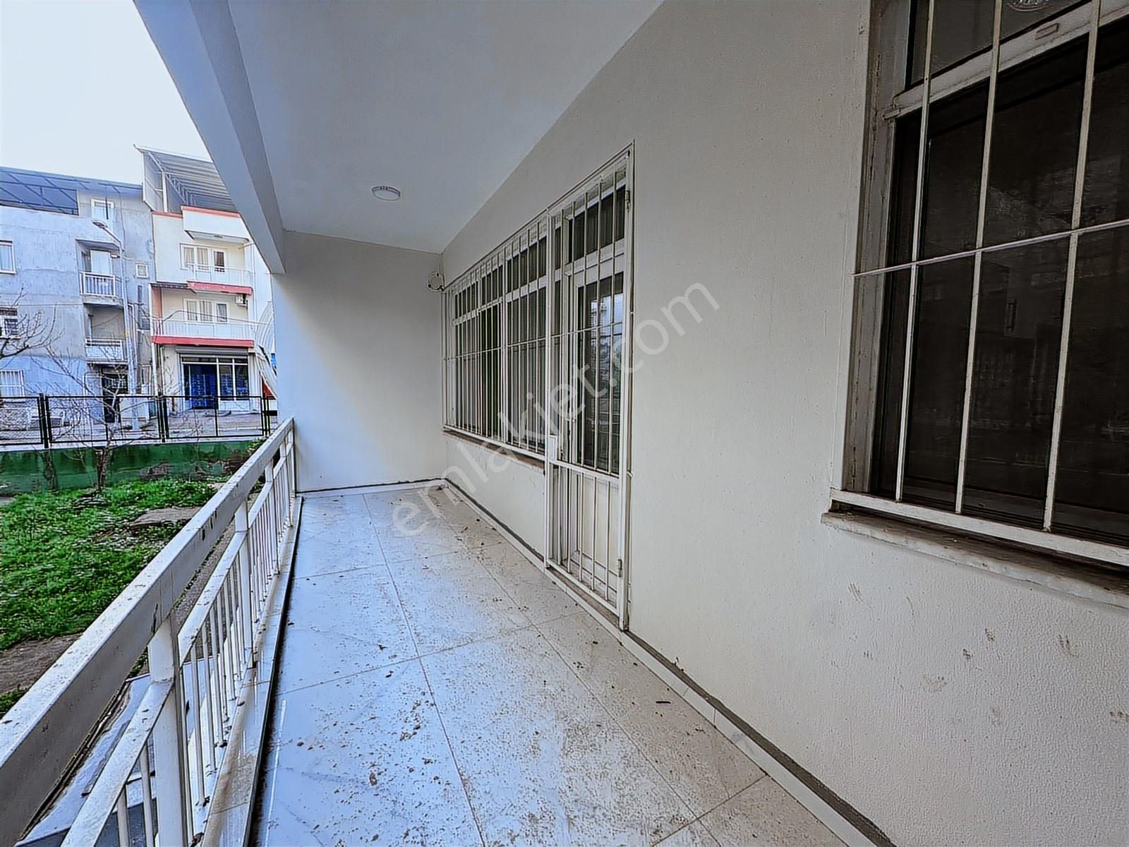 İzmir Gaziemir Dokuz Eylül Mah. 3+1 Kiralık Daire - Görsel 16