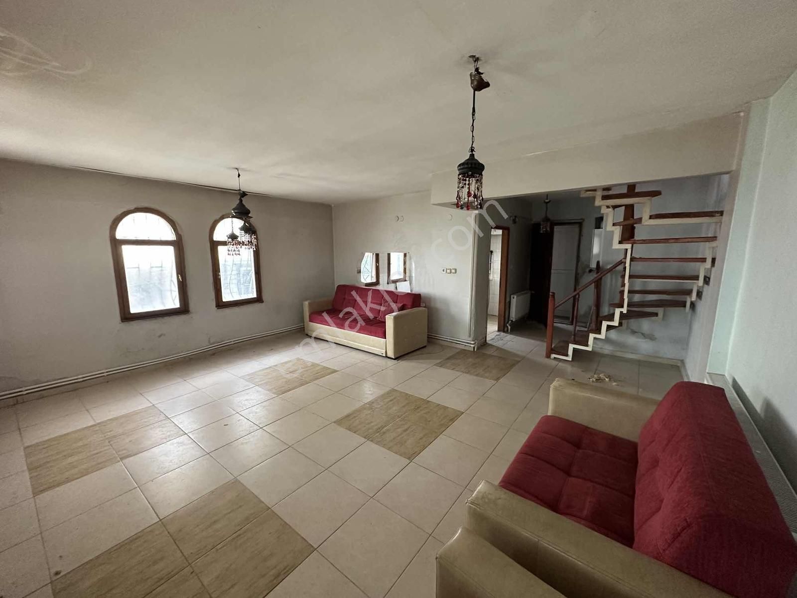 Silivri Bizimköy Tripleks Bahçeli 4+1 Denize Yakın Satılık Villa - Görsel 25