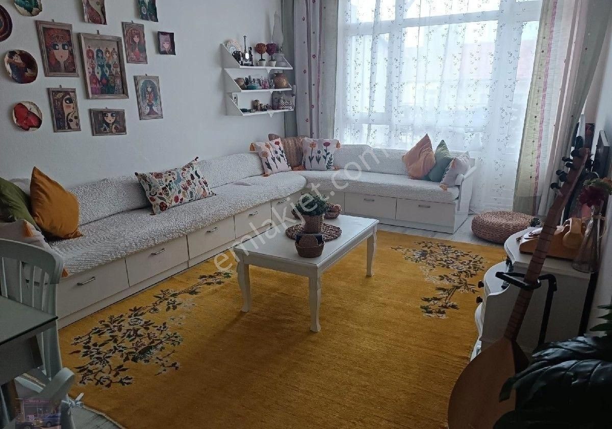 Gazi Mahallesi'nde Süper Konumda Full Bakımlı Yapılı Büyük Teraslı Daire - Görsel 16