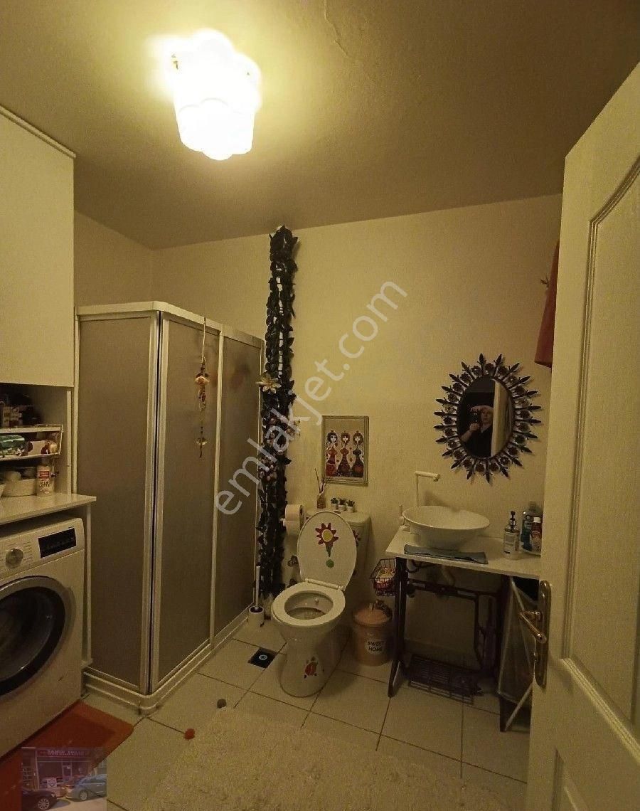 Gazi Mahallesi'nde Süper Konumda Full Bakımlı Yapılı Büyük Teraslı Daire - Görsel 6