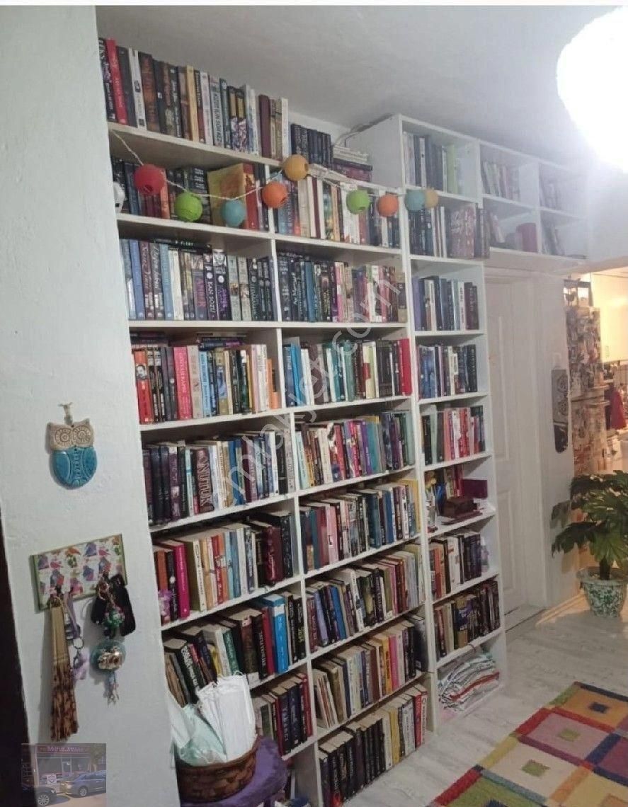 Gazi Mahallesi'nde Süper Konumda Full Bakımlı Yapılı Büyük Teraslı Daire - Görsel 2