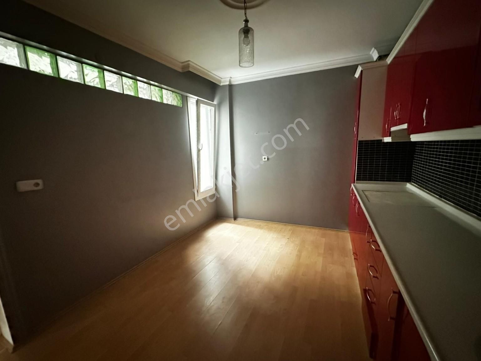 Bornova Çamdibi Merkezi Konumda Kiralık Geniş 3+1 Daire - Görsel 30