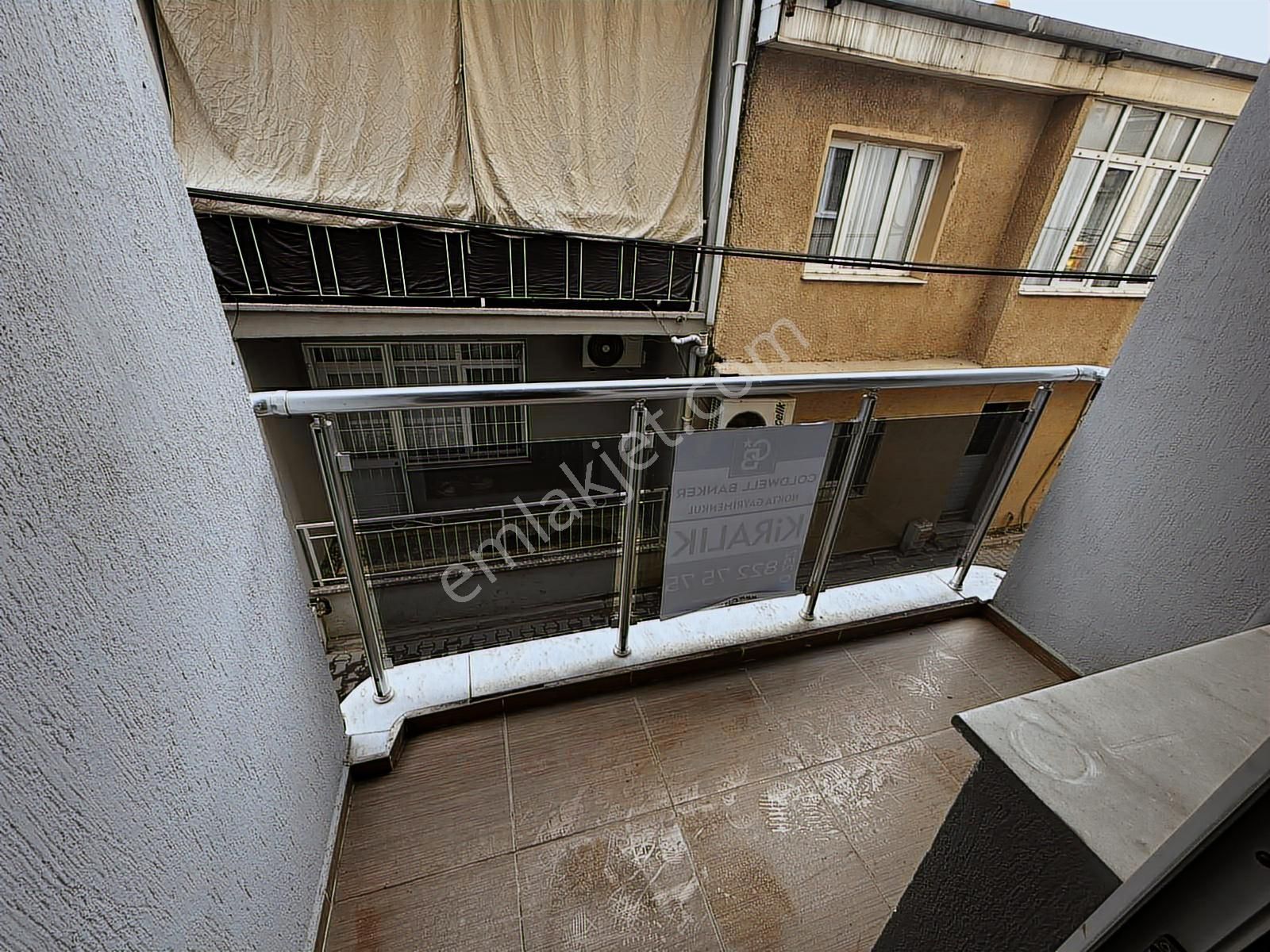 Bornova Çamdibi Merkezi Konumda Kiralık Geniş 3+1 Daire - Görsel 15