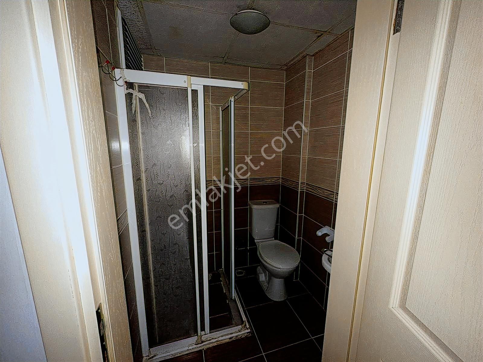 Bornova Çamdibi Merkezi Konumda Kiralık Geniş 3+1 Daire - Görsel 17