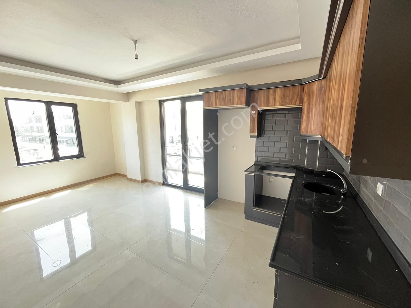 Denize Yakın Havuzlu Site Sıfır Daire Cristal City Arslan İnşaat - Görsel 6