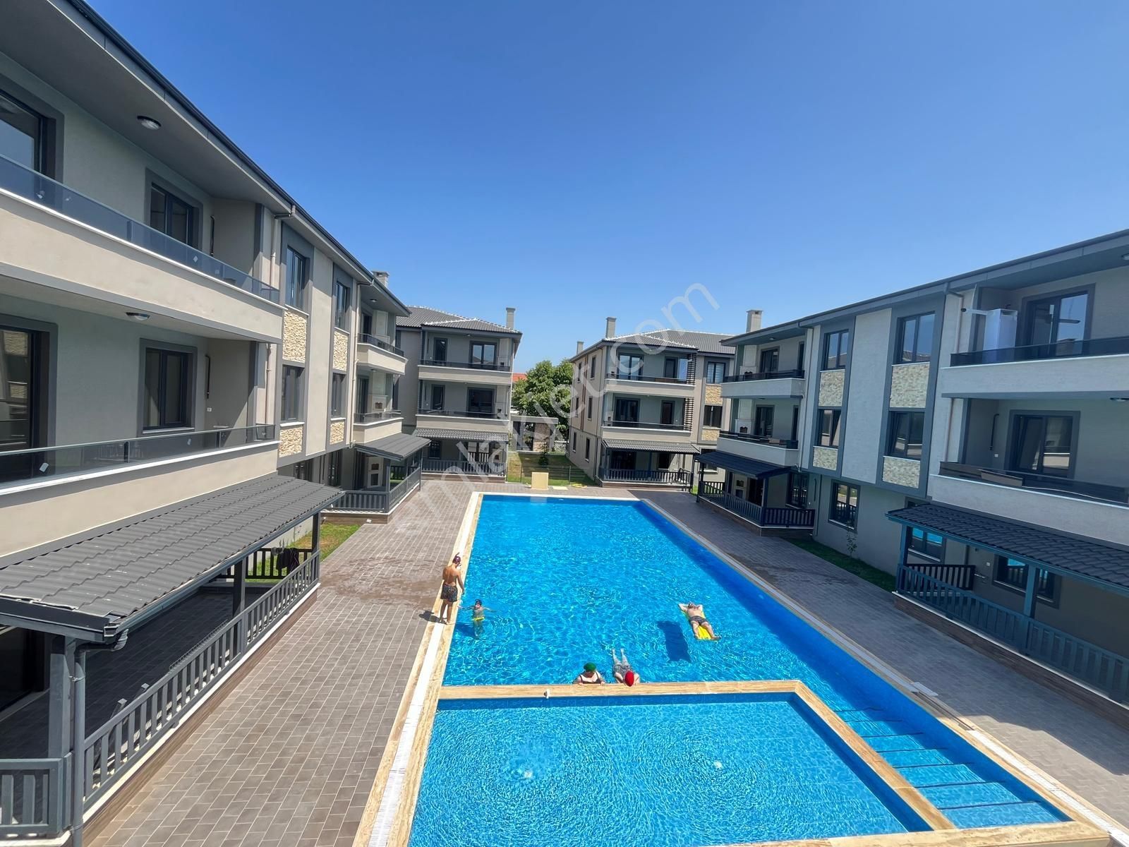 Denize Yakın Havuzlu Site Sıfır Daire Cristal City Arslan İnşaat - Görsel 15