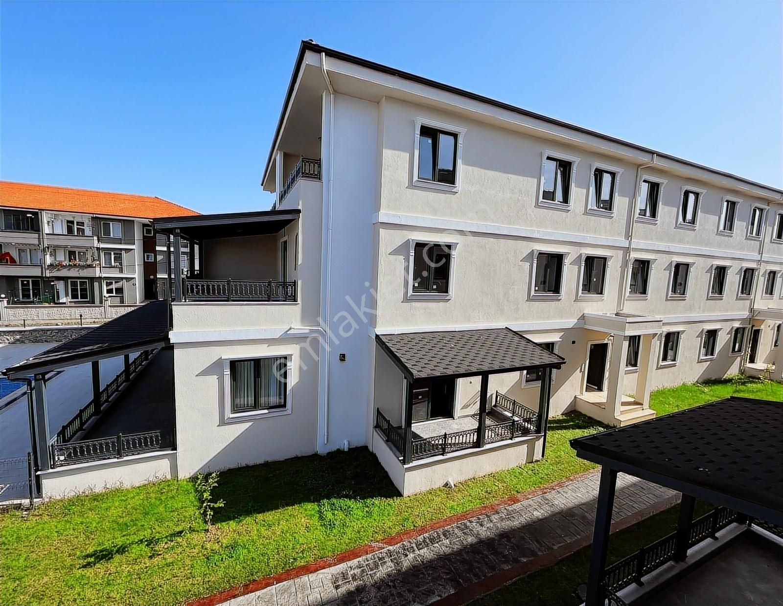 Kocaali Suit 2+1 Havuzlu Site İçi Sıfır Daire Arslan İnşaat - Görsel 6