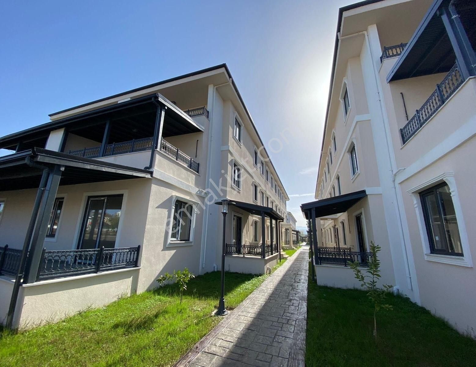 Kocaali Suit 2+1 Havuzlu Site İçi Sıfır Daire Arslan İnşaat - Görsel 14