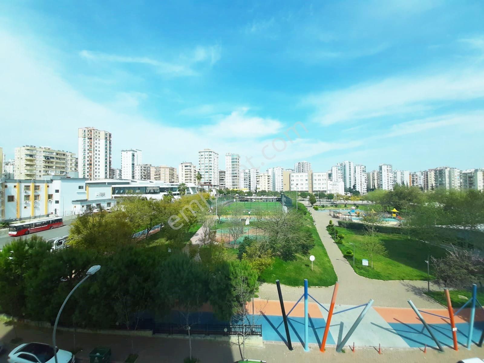 Yurt Mahallesin'de Park Manzaralı Her Kat Tek Daire Akıllı Ev Sistemli 5+1 !!! - Görsel 34