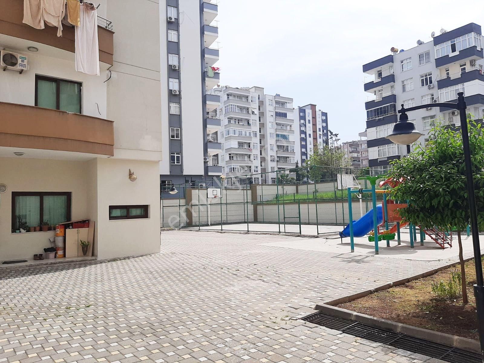 Yurt Mahallesin'de Park Manzaralı Her Kat Tek Daire Akıllı Ev Sistemli 5+1 !!! - Görsel 35