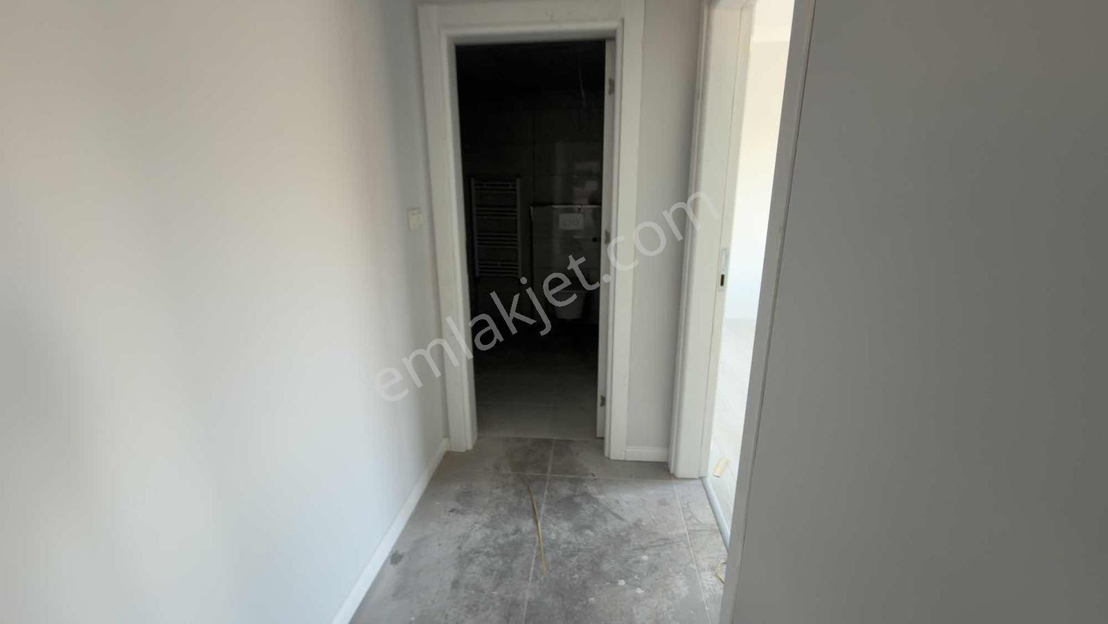 Remax Dem'den Demirkent Mahallesi Ara Kat Anahtar Teslim 2+1 - Görsel 26
