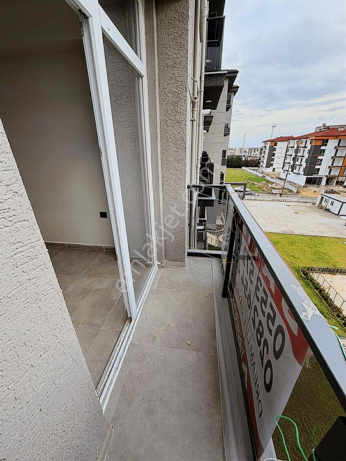Drm Lifedan Hatipte Bayındır Towers Havuz Cephe Köşe 1+1 Daire - Görsel 5