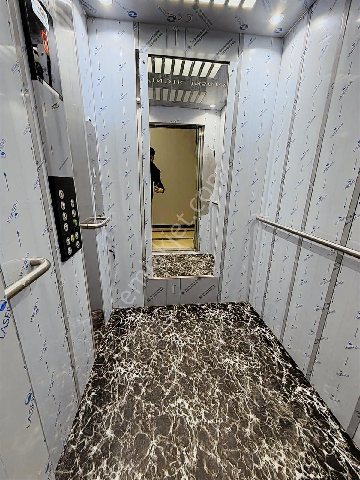 Drm Lifedan Hatipte Bayındır Towers Havuz Cephe Köşe 1+1 Daire - Görsel 22