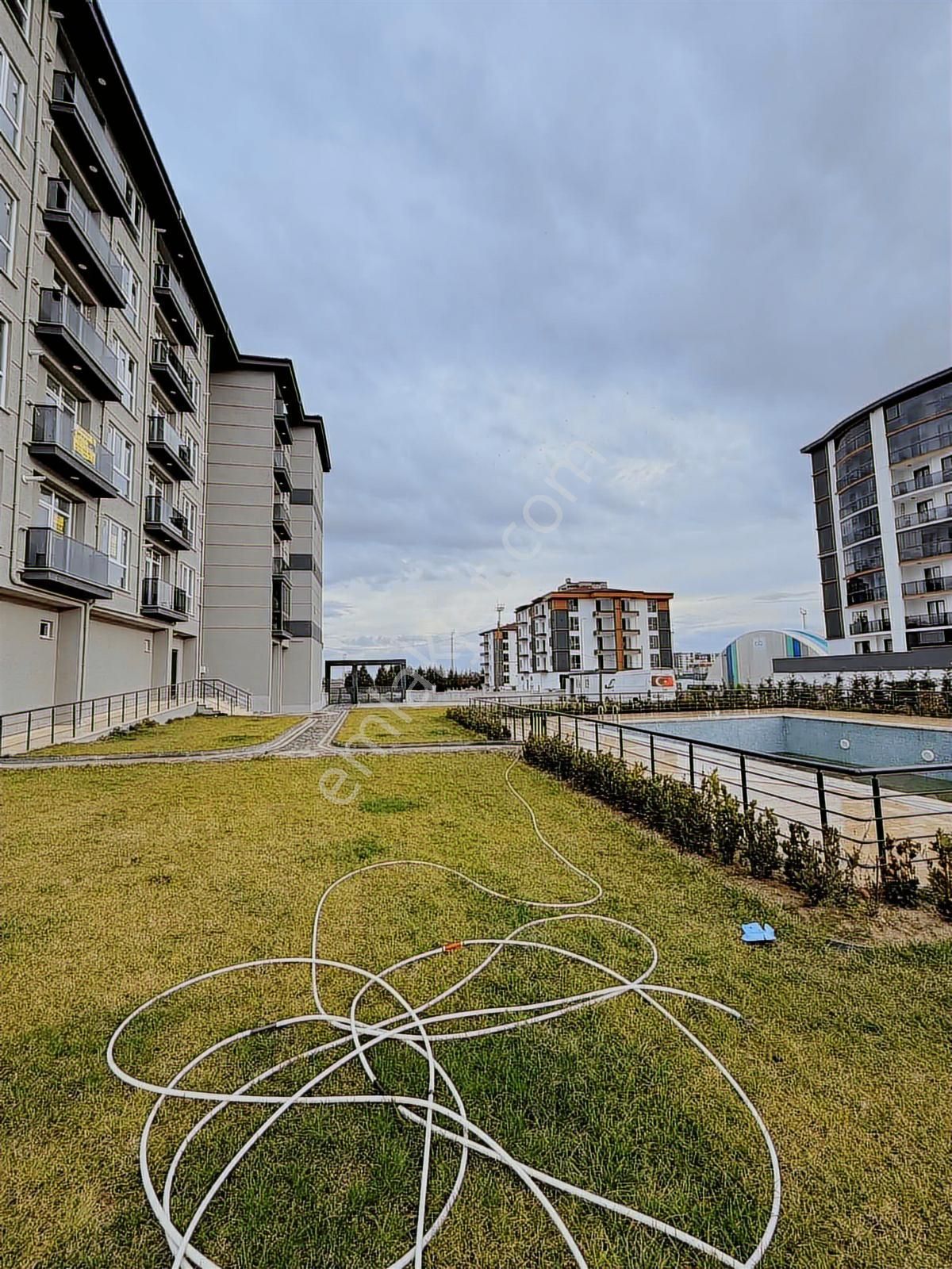 Drm Lifedan Hatipte Bayındır Towers Havuz Cephe Köşe 1+1 Daire - Görsel 20