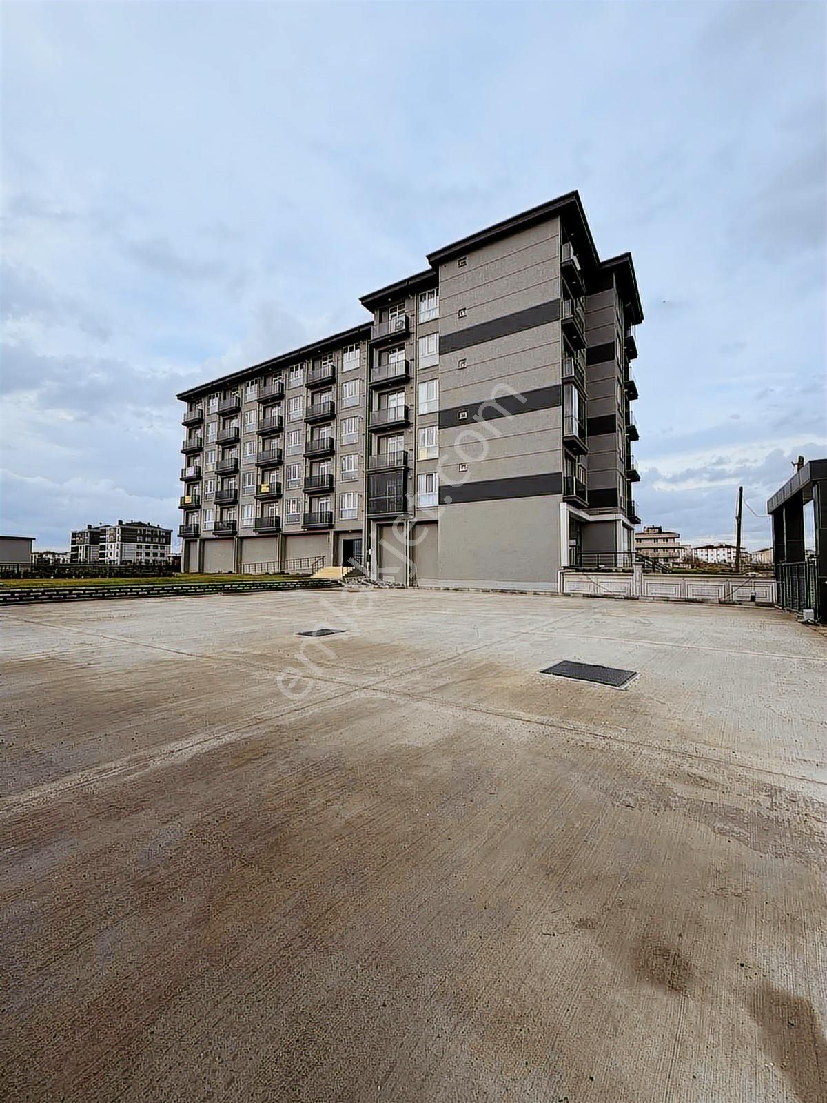 Drm Lifedan Hatipte Bayındır Towers Havuz Cephe Köşe 1+1 Daire - Görsel 18