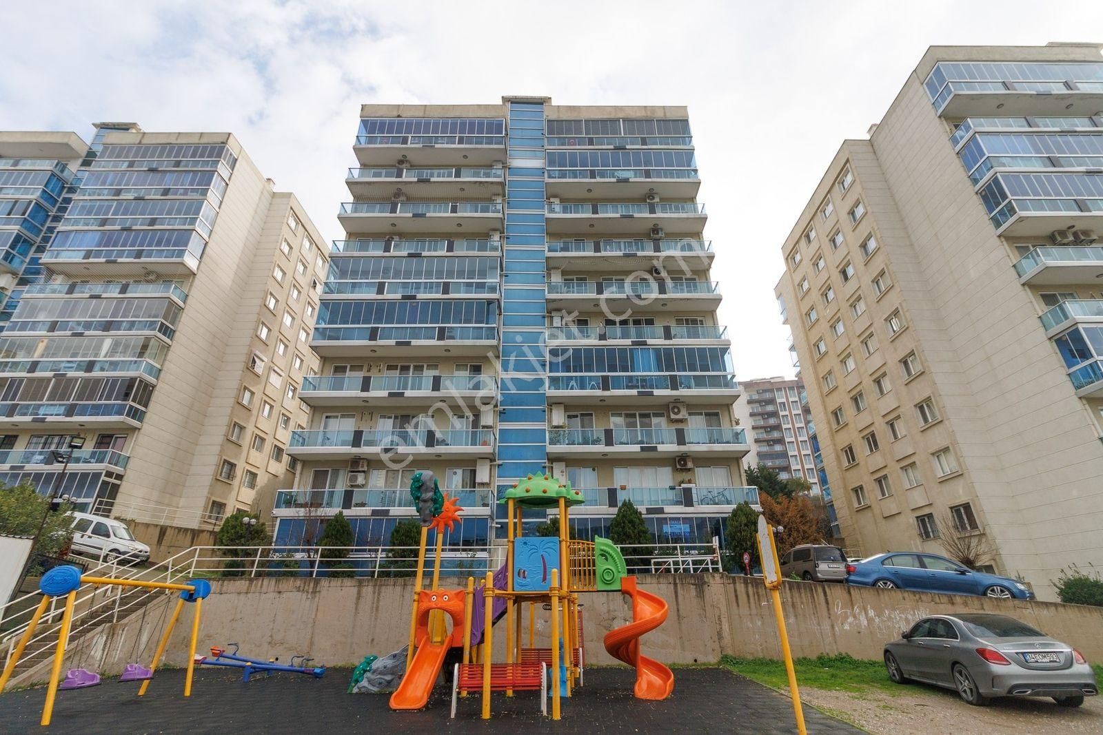 Yamanlar Mahallesi Anıtpark Sitesinde Kiralik 3+1 Daire
