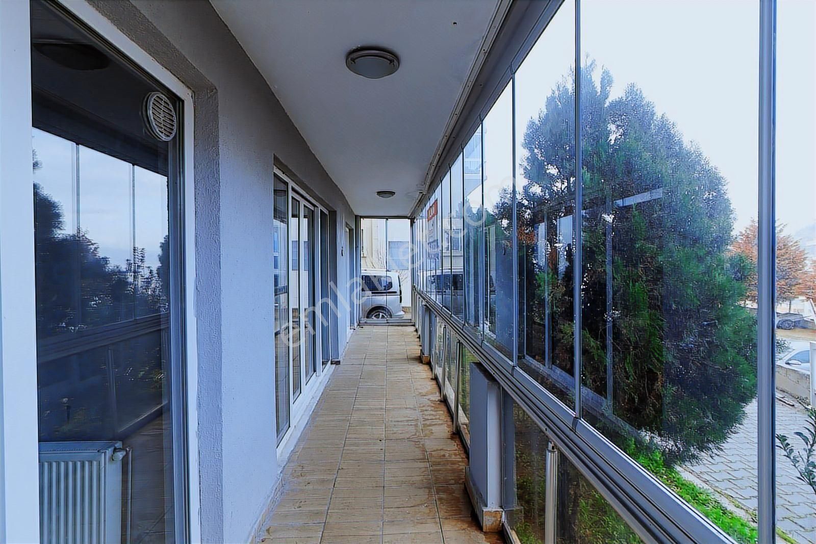 Yamanlar Mahallesi Anıtpark Sitesinde Kiralik 3+1 Daire - Görsel 11