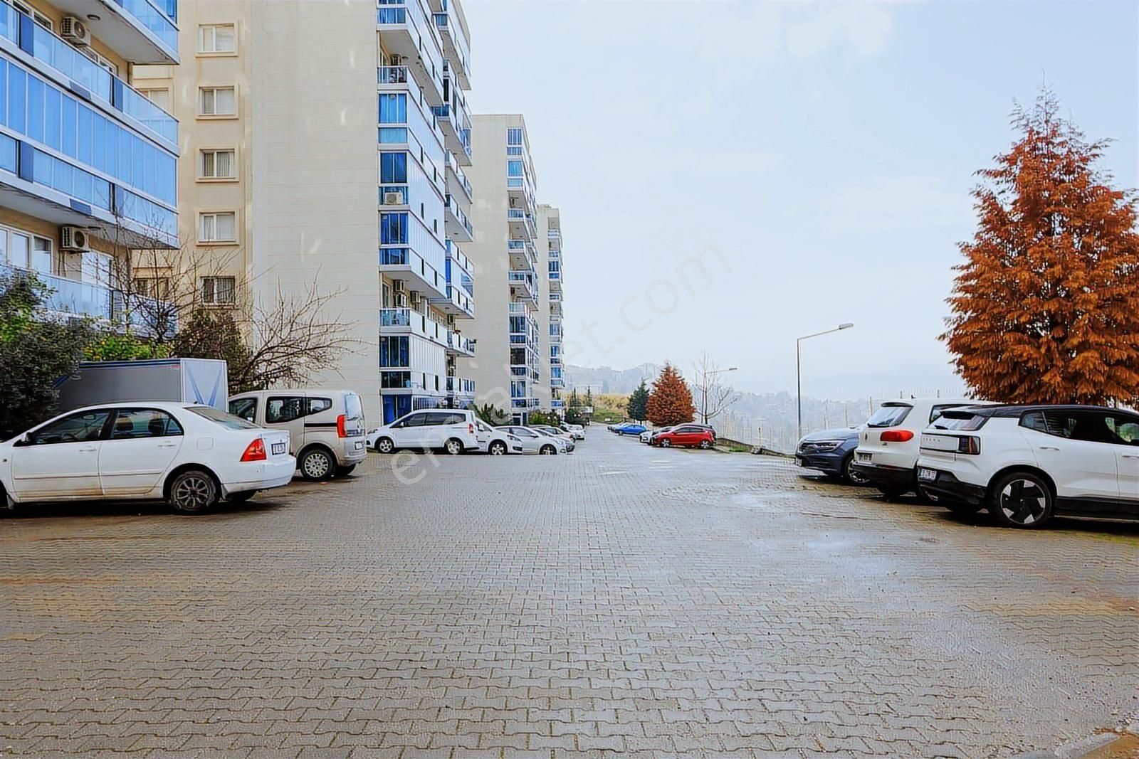 Yamanlar Mahallesi Anıtpark Sitesinde Kiralik 3+1 Daire - Görsel 33
