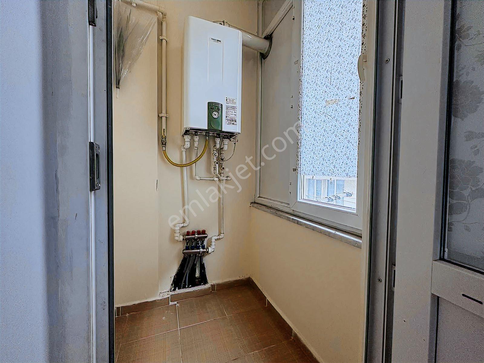 Anadolu Üni. Ve Özdilek Avm Yakını Kiralık 1+1 Geniş Daire - Görsel 4