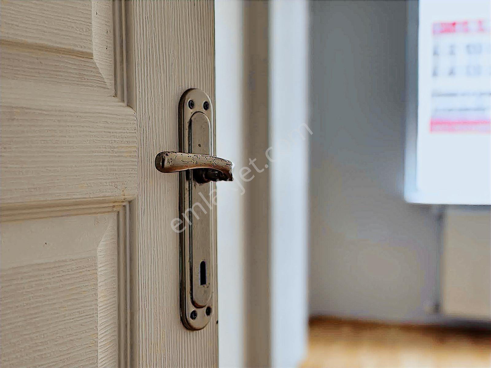 Anadolu Üni. Ve Özdilek Avm Yakını Kiralık 1+1 Geniş Daire - Görsel 18