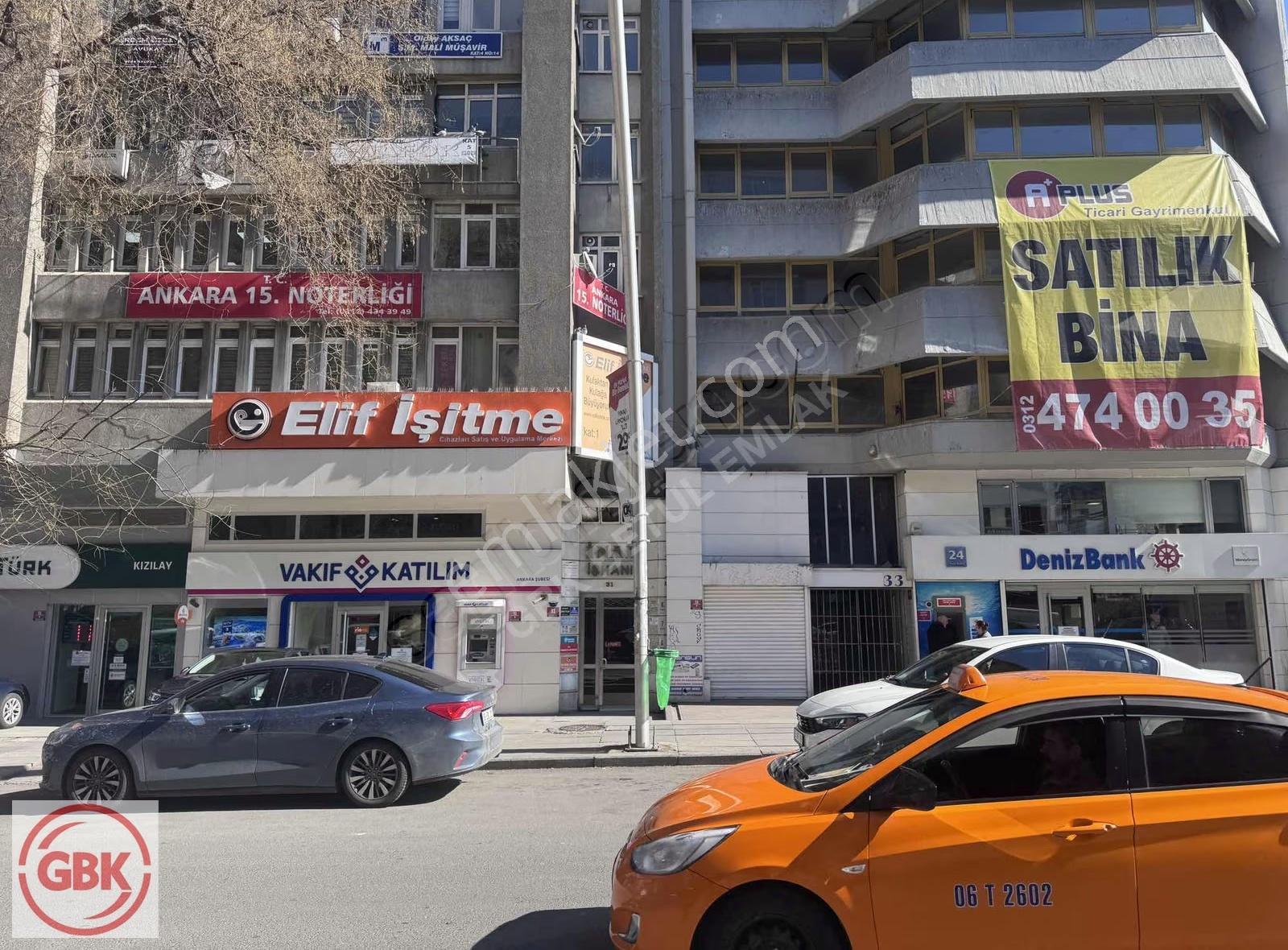 Mithatpaşa Caddesi Ön Cephe Asansörlü 3+1 Satılık Ofis - Görsel 4
