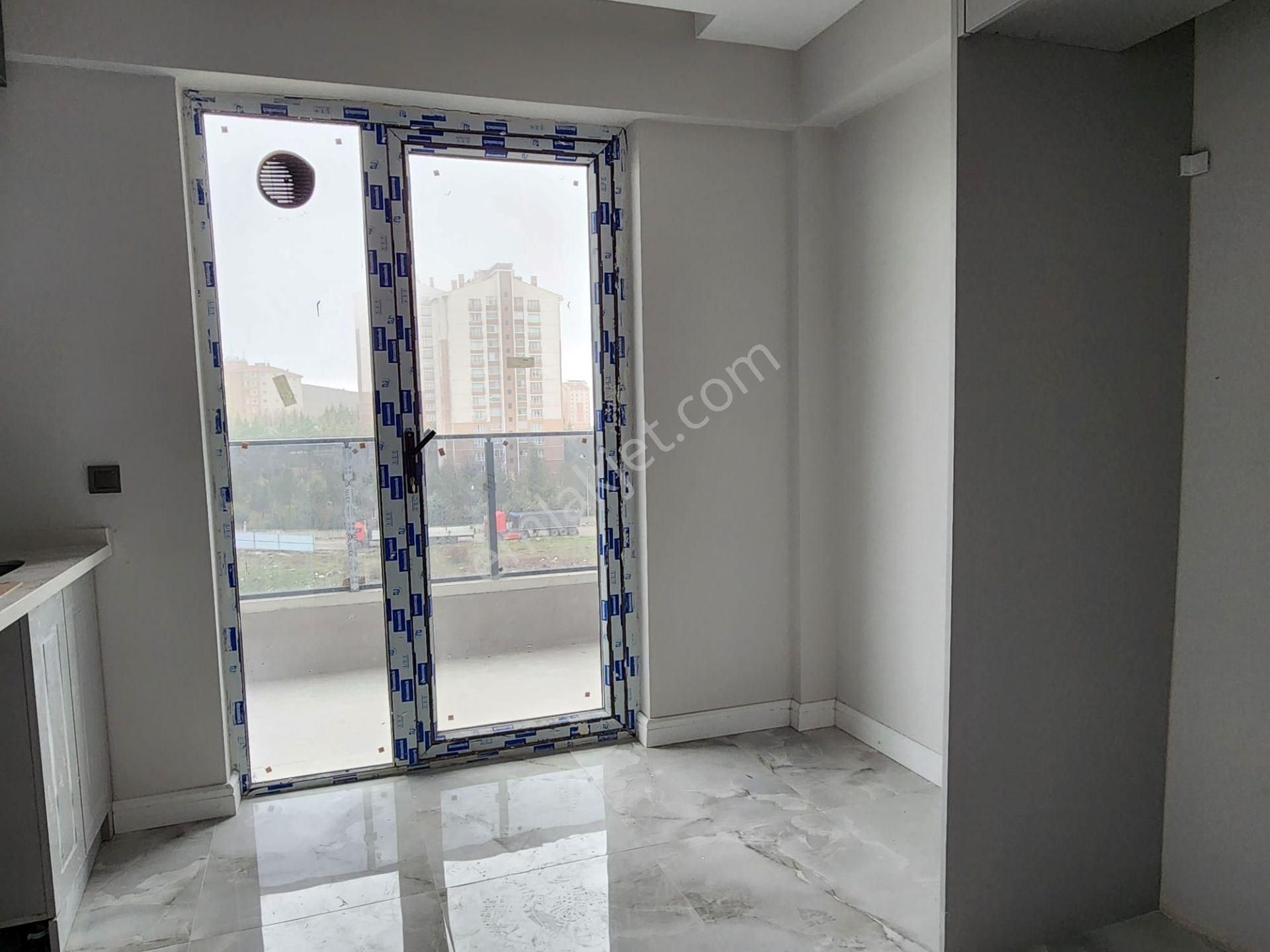 Yapracık'ta 2+1 Full Yapılı Site İçerisinde Sıfır Kiralık - Görsel 20