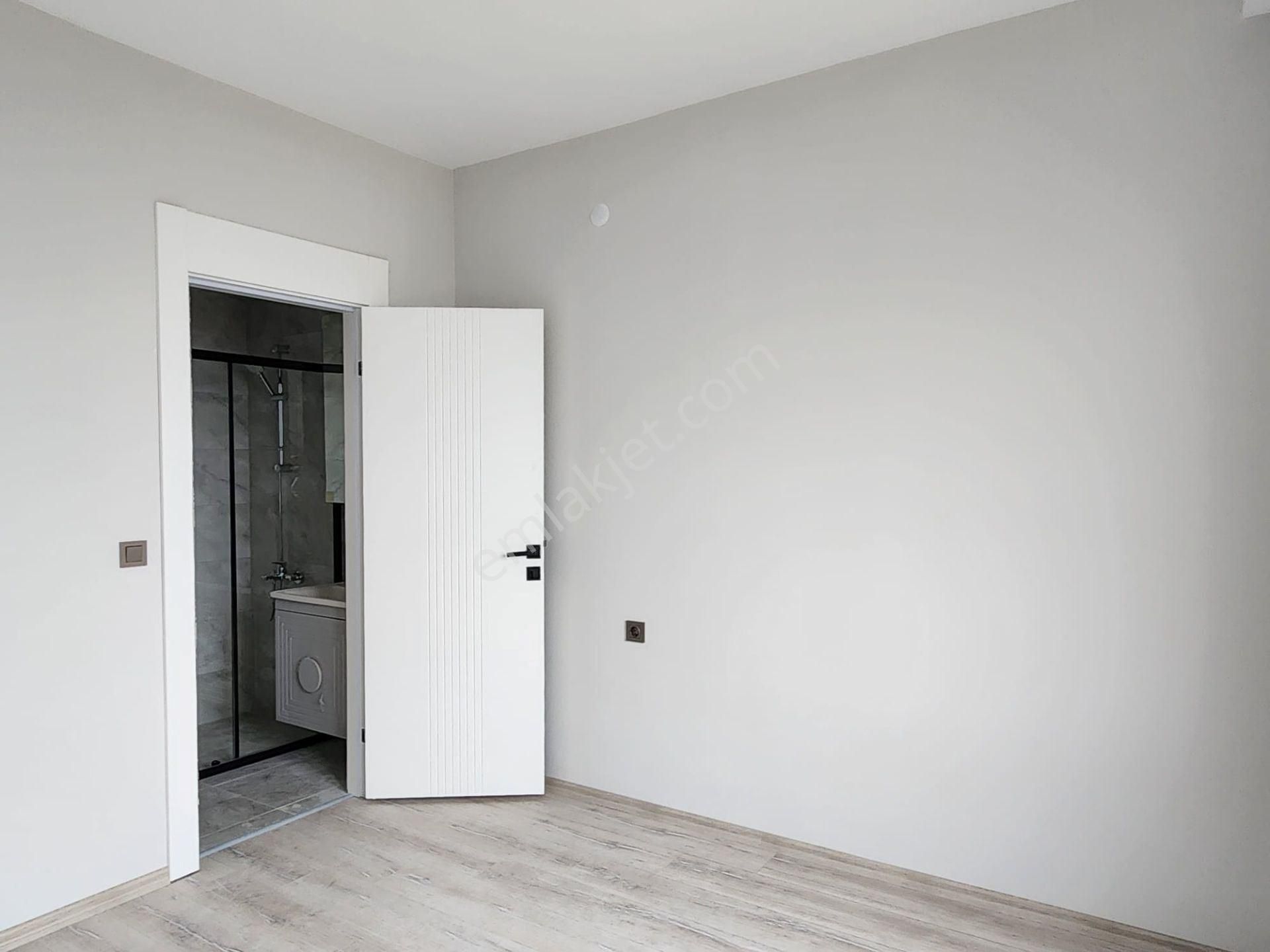 Yapracık'ta 2+1 Full Yapılı Site İçerisinde Sıfır Kiralık - Görsel 6