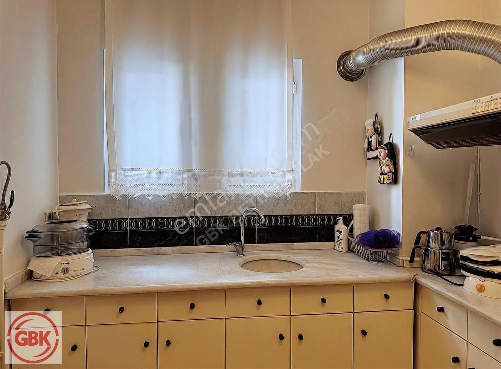 1+1 For Rent İn Gaziosmanpaşa, Şairler Street 90 M² - Görsel 13