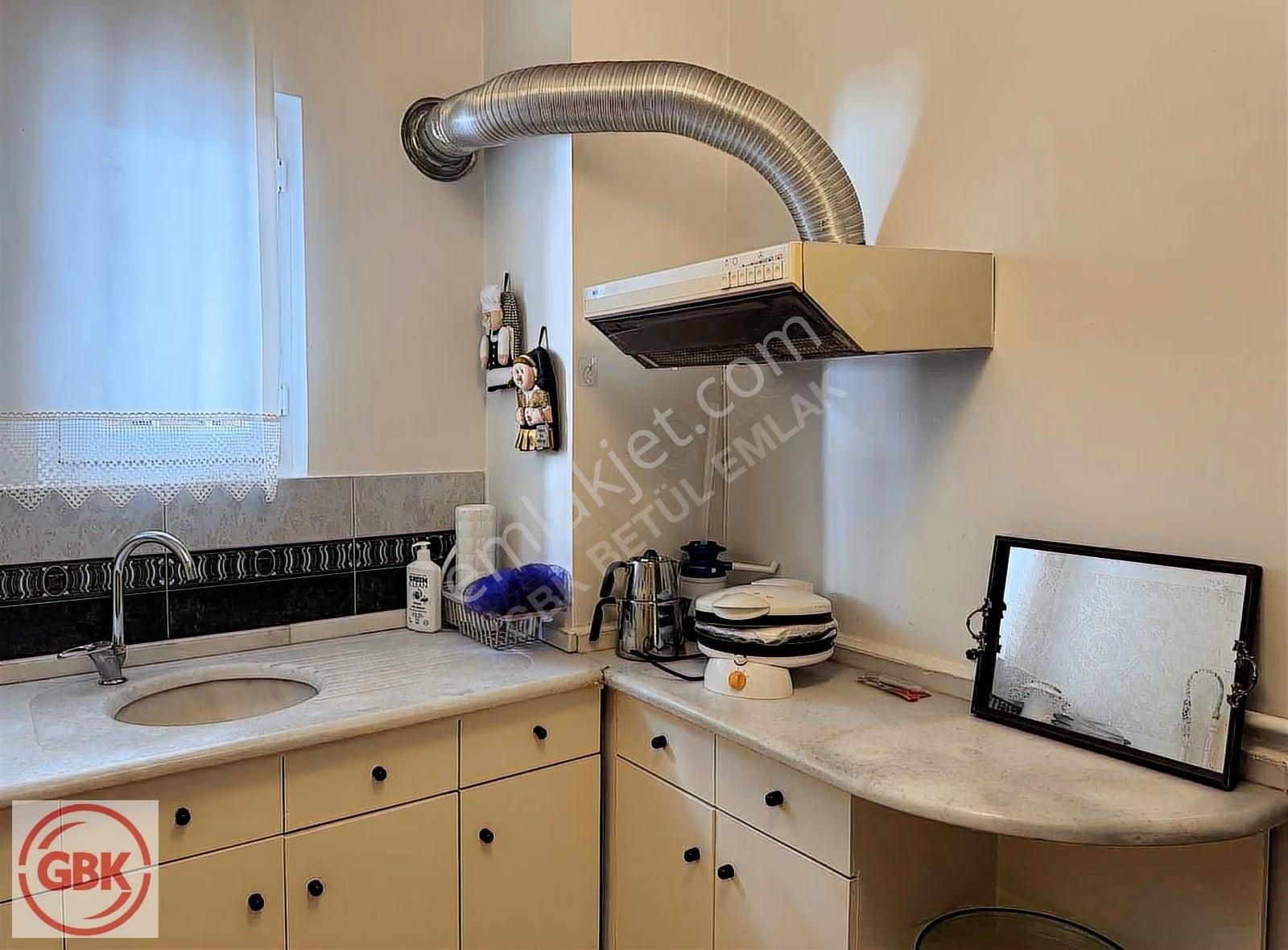 1+1 For Rent İn Gaziosmanpaşa, Şairler Street 90 M² - Görsel 2