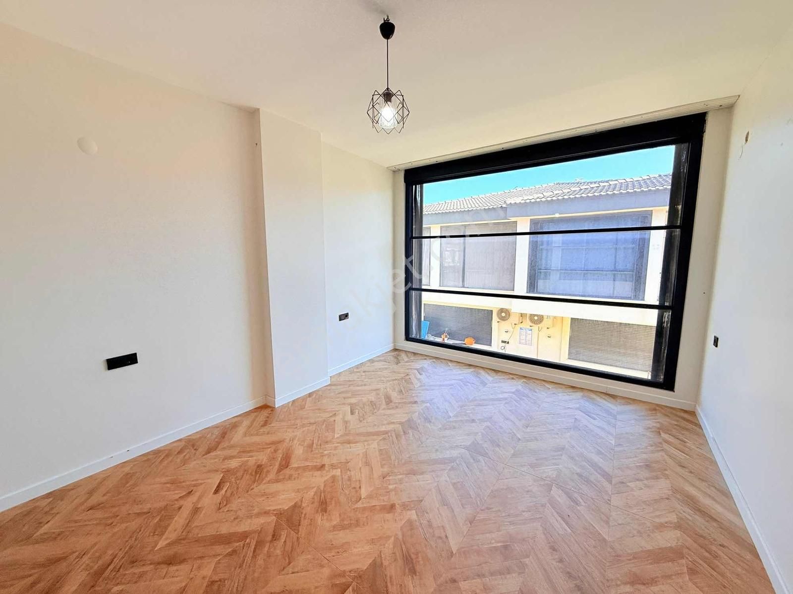 Didim Efelerde Satılık Köşebaşı Lüks Villa - Görsel 15