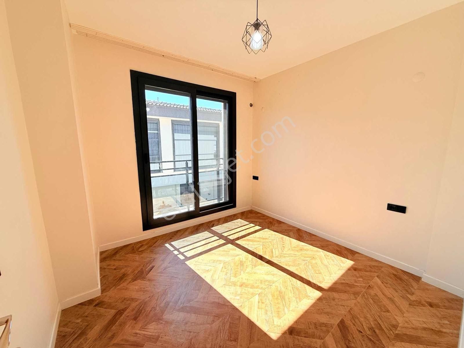 Didim Efelerde Satılık Köşebaşı Lüks Villa - Görsel 13