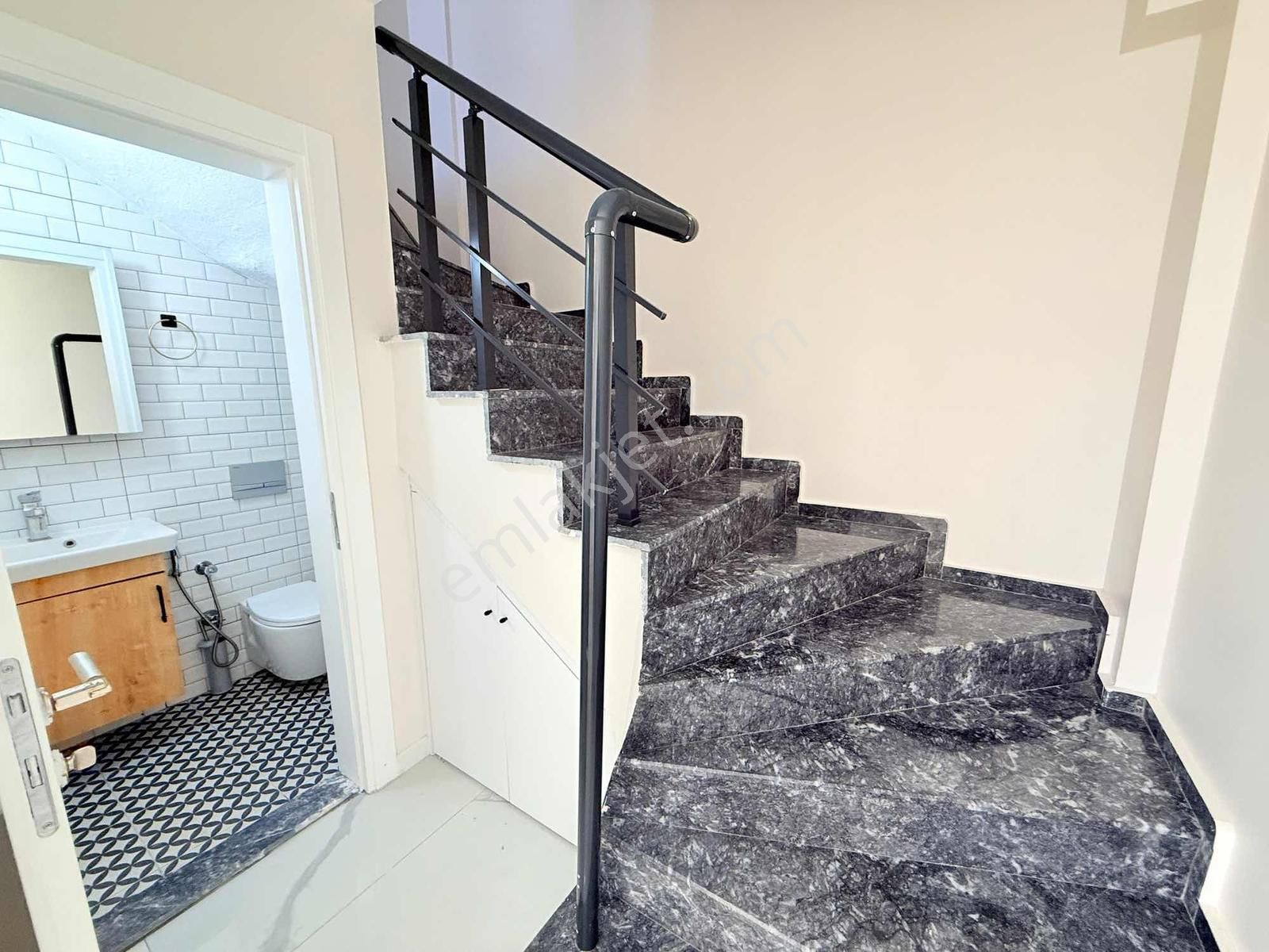 Didim Efelerde Satılık Köşebaşı Lüks Villa - Görsel 11