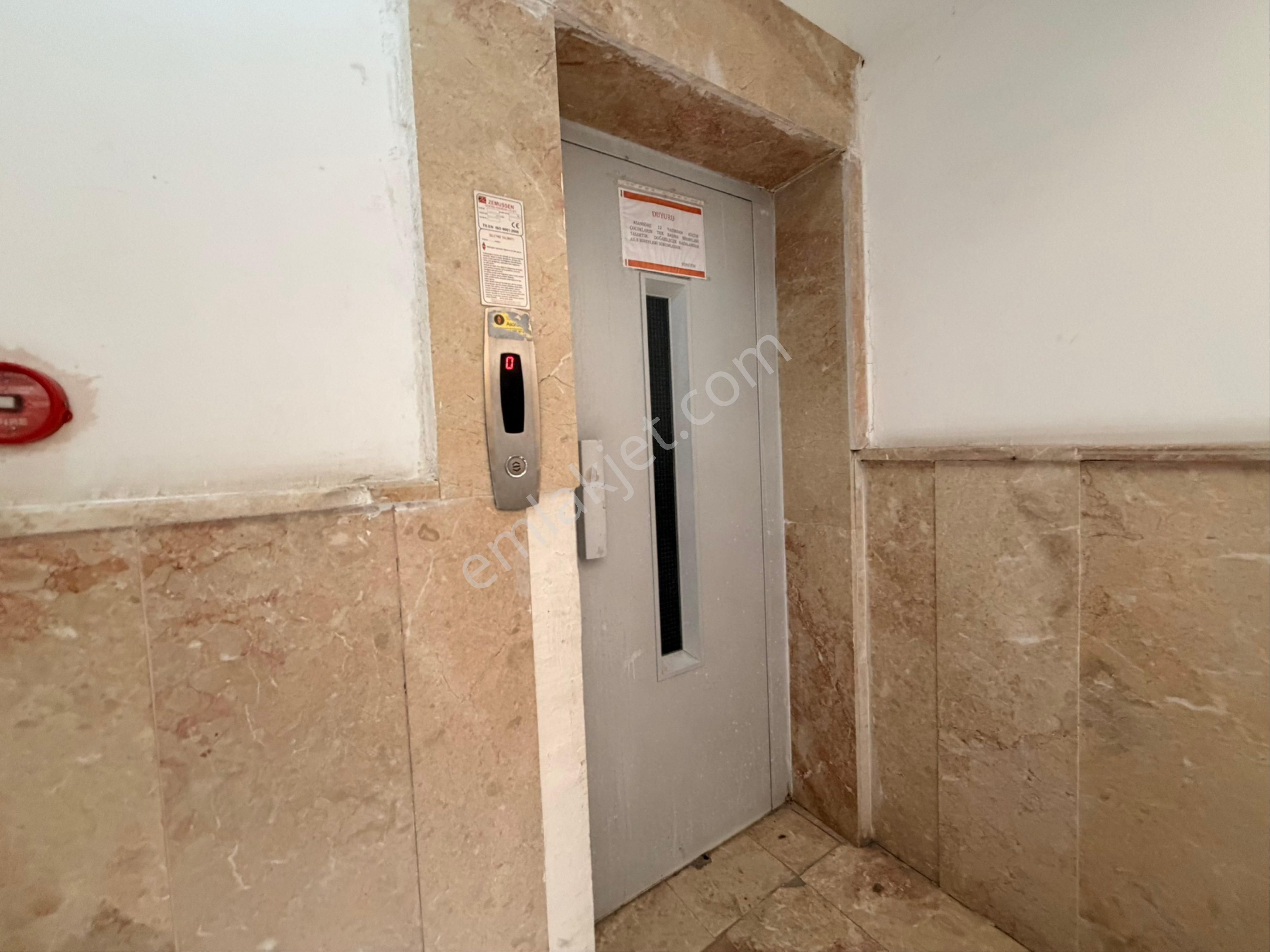 Ufuktepe Mah Cadde Yanı Asansörlü Full Lüx Yapılı Orta Kat 3+1 - Görsel 22