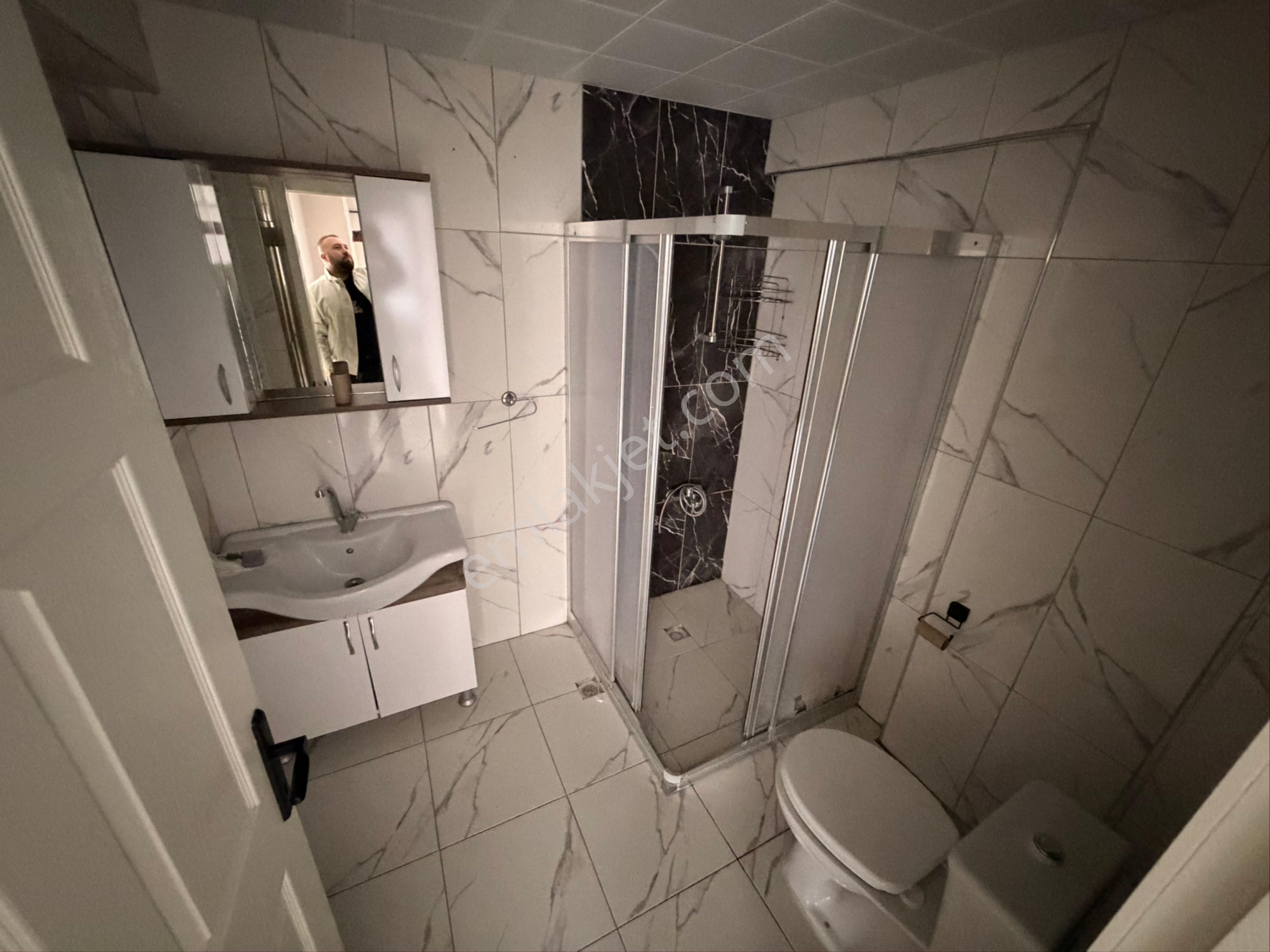 Ufuktepe Mah Cadde Yanı Asansörlü Full Lüx Yapılı Orta Kat 3+1 - Görsel 19