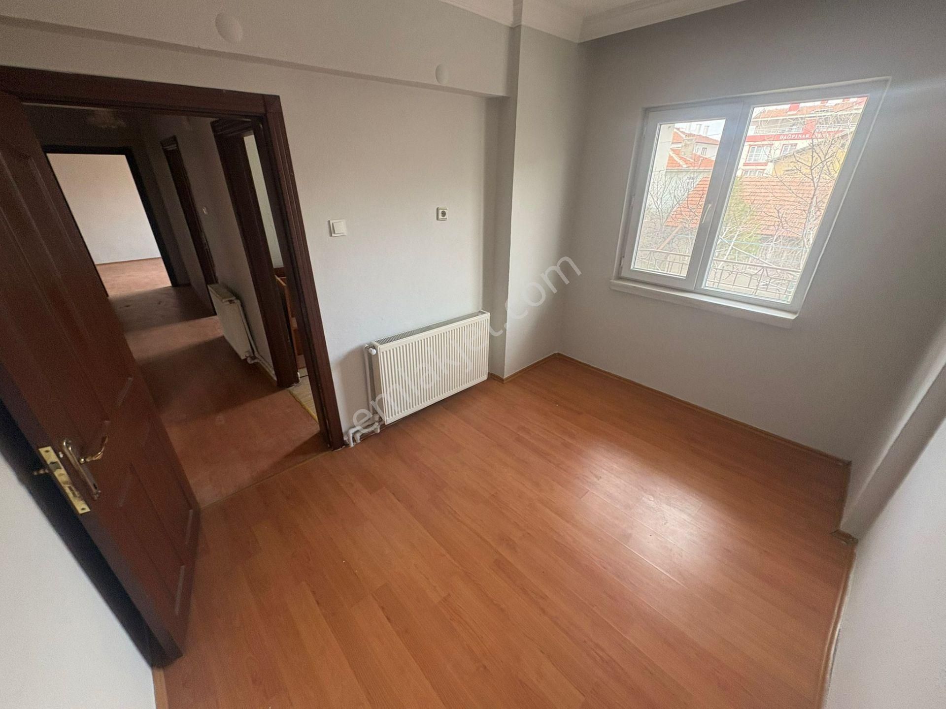 Hayal^den Akşemsettin Mh^de Merkezi Konumda Bağımsz Ara Katta Ön Cp. 3+1 Kupon Daire Akşemsettin - Görsel 17