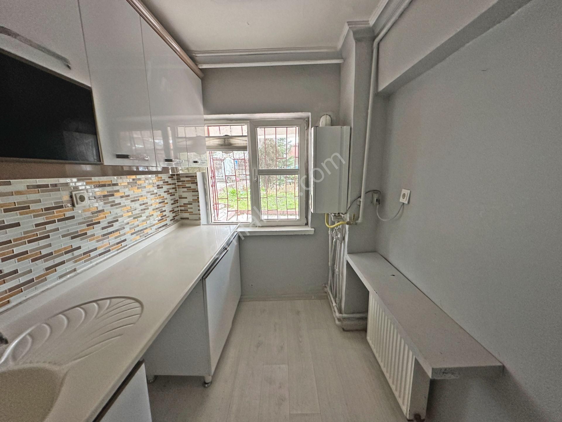 Yunus Market Karşısında Cadde Üzerinde Yapılı 3+1 Kiralık Daire - Görsel 8