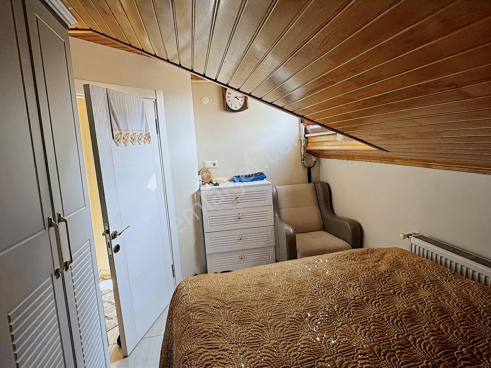 Halkalı Eskibağlar 3+2 Satılık Dubleks Daire - Görsel 14