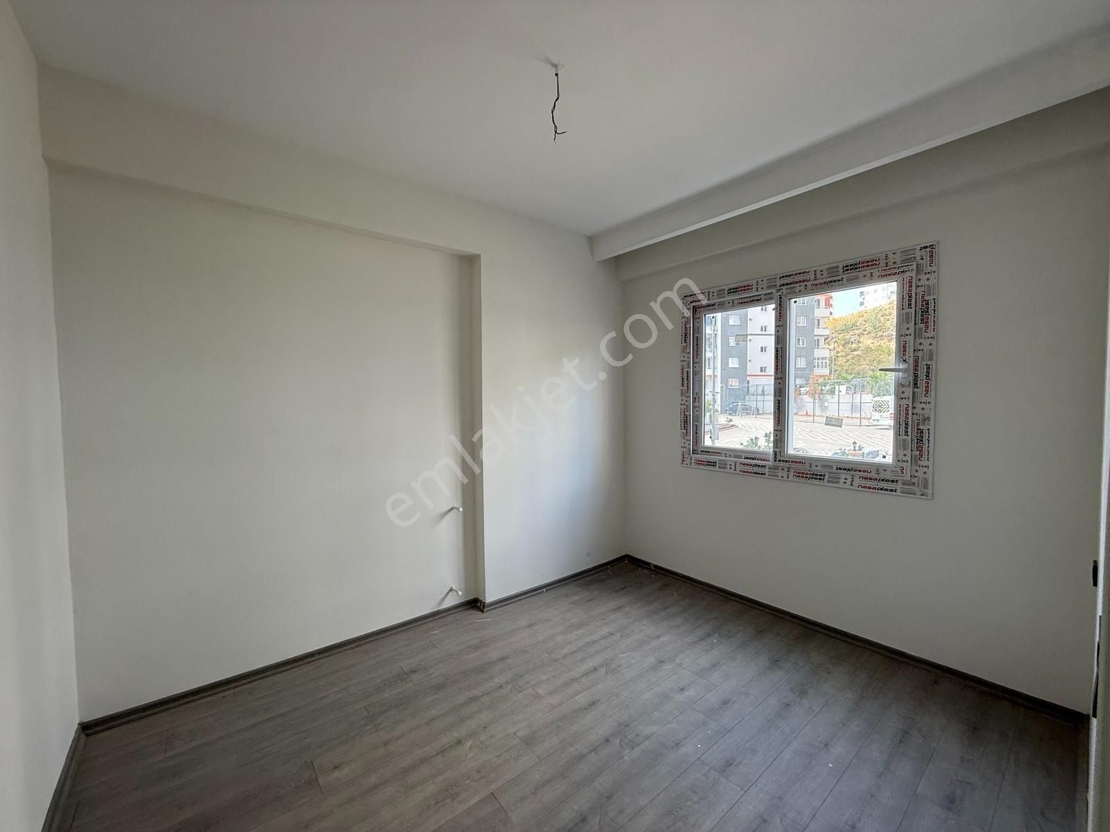 Gültepe'de 1+1 35 M2 İskanlı/az Katlı Kiralık Daire - Görsel 9