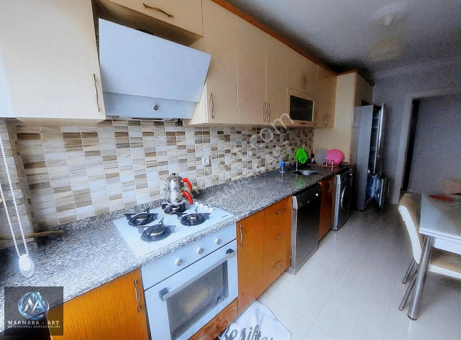 Çekmeköy Kiralık 2+1 Ara Kat Daire - Görsel 15