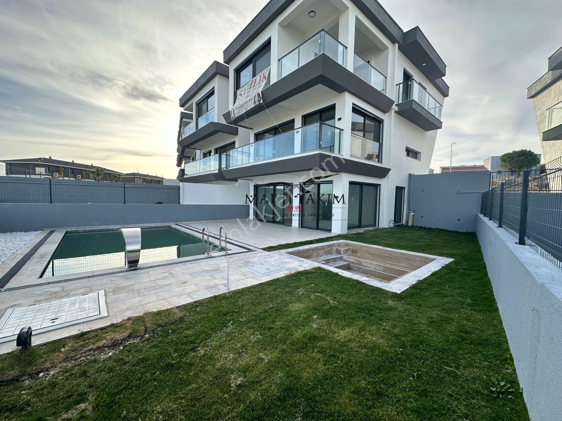 Villakent'te Özel Yapım Müstakil Havuzlu 4+2 Tripleks Villa - Görsel 9