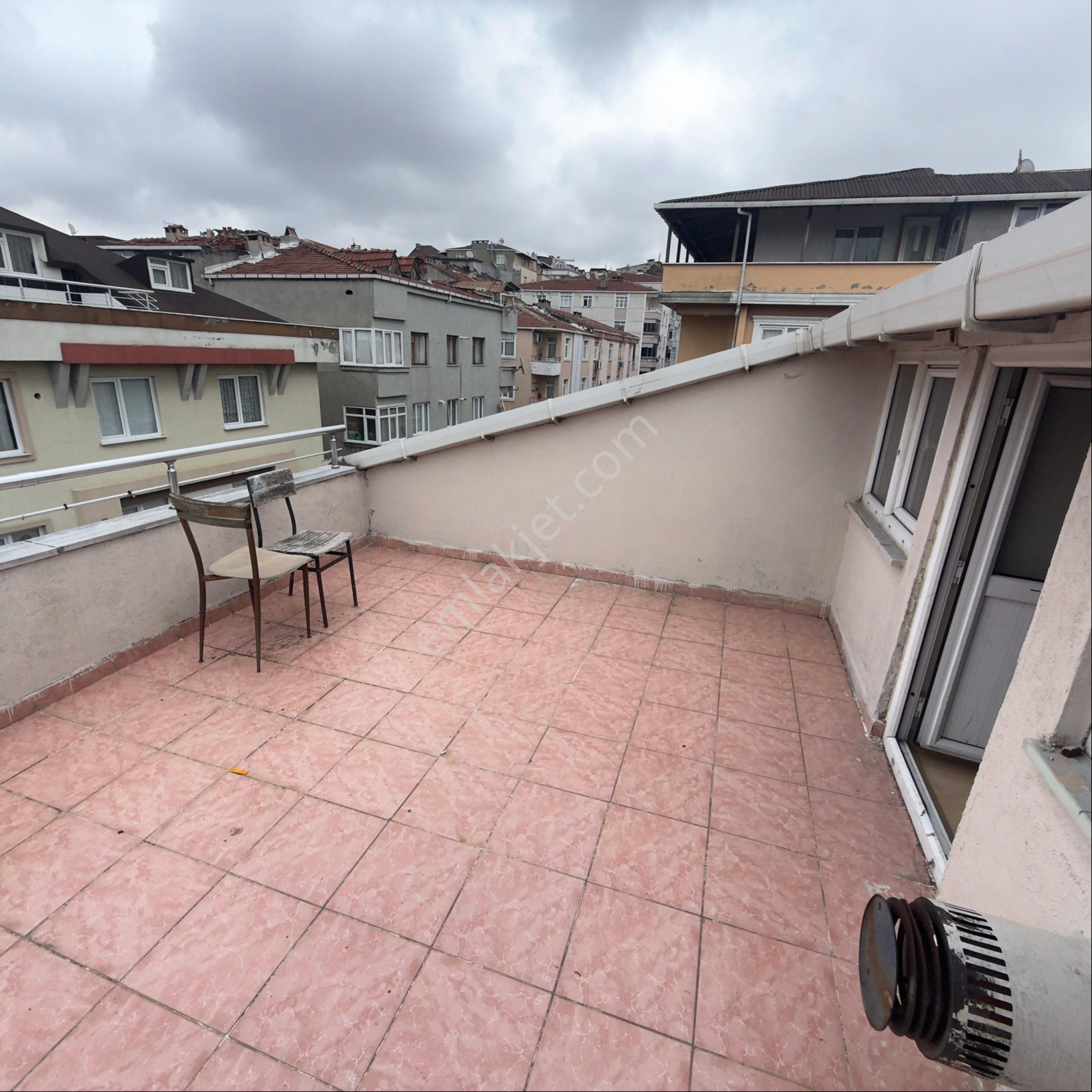 Aksa Emlaktan Kiralık Eşyalı - Görsel 16